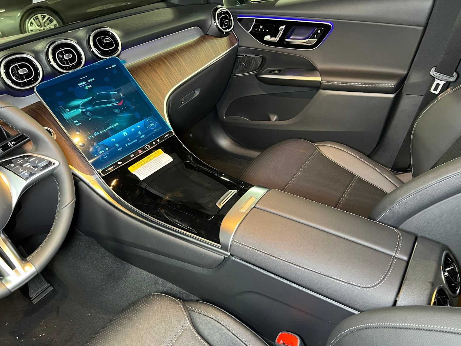 2027 Mercedes-Benz GLC 300 4MATIC® SUV