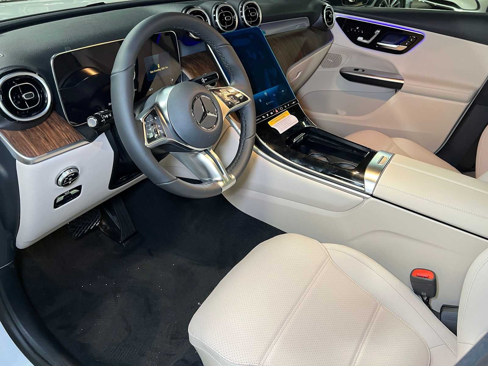 2027 Mercedes-Benz GLC 350e 4MATIC® SUV