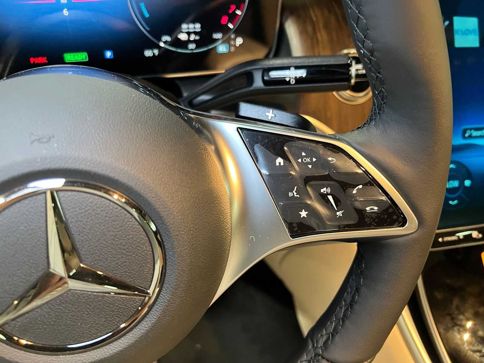 2027 Mercedes-Benz GLC 350e 4MATIC® SUV