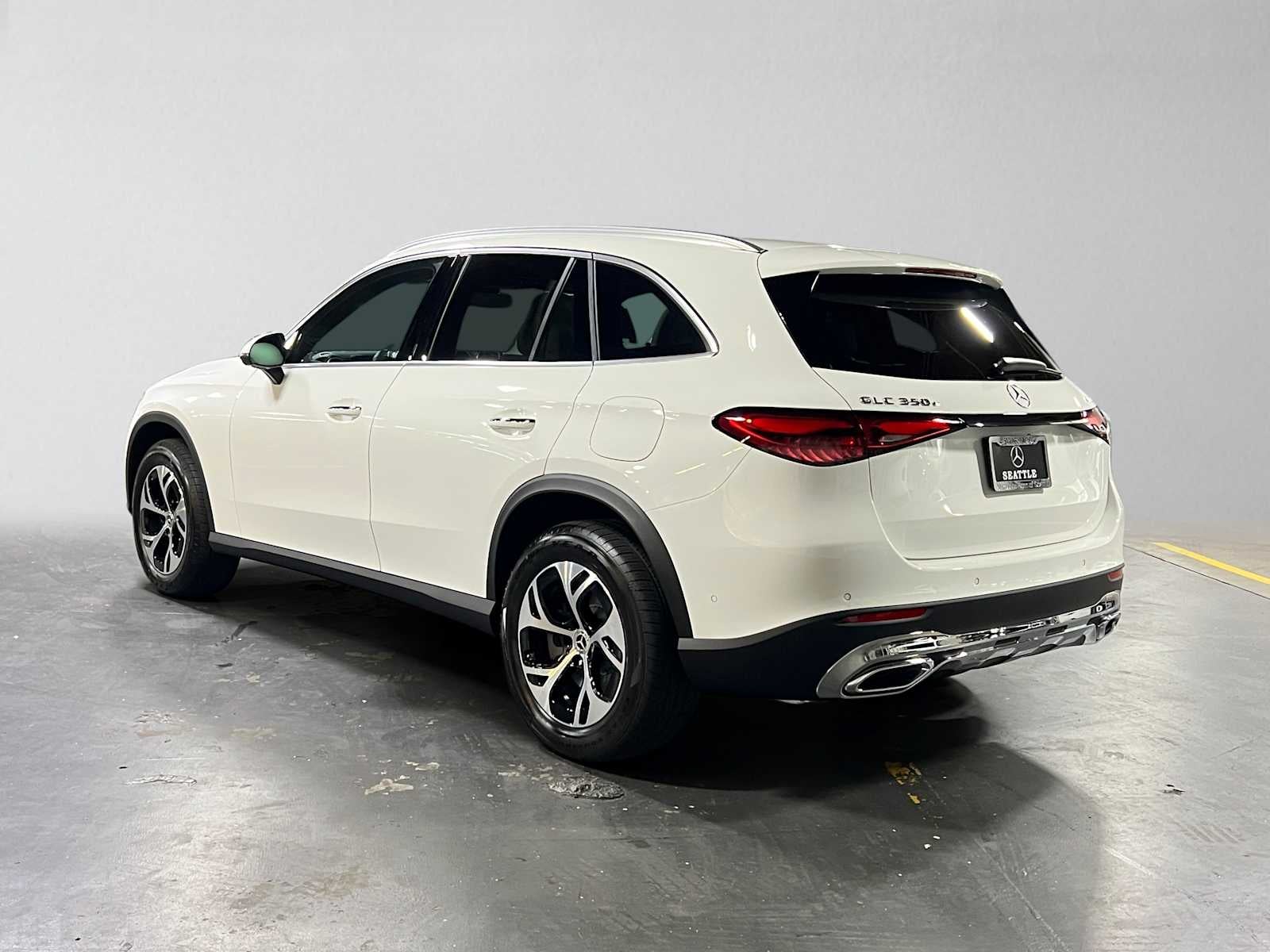 2027 Mercedes-Benz GLC 350e 4MATIC® SUV