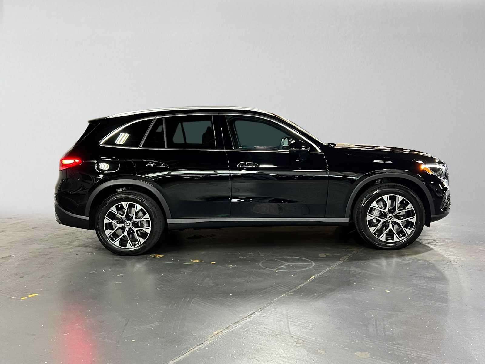 2027 Mercedes-Benz GLC 350e 4MATIC® SUV