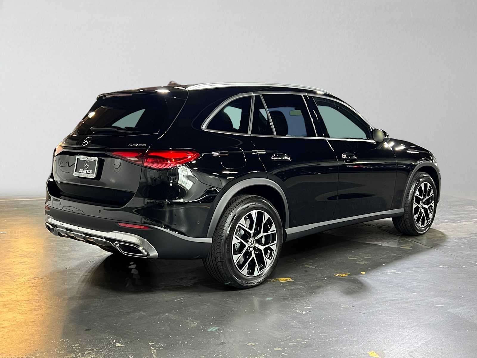 2027 Mercedes-Benz GLC 350e 4MATIC® SUV
