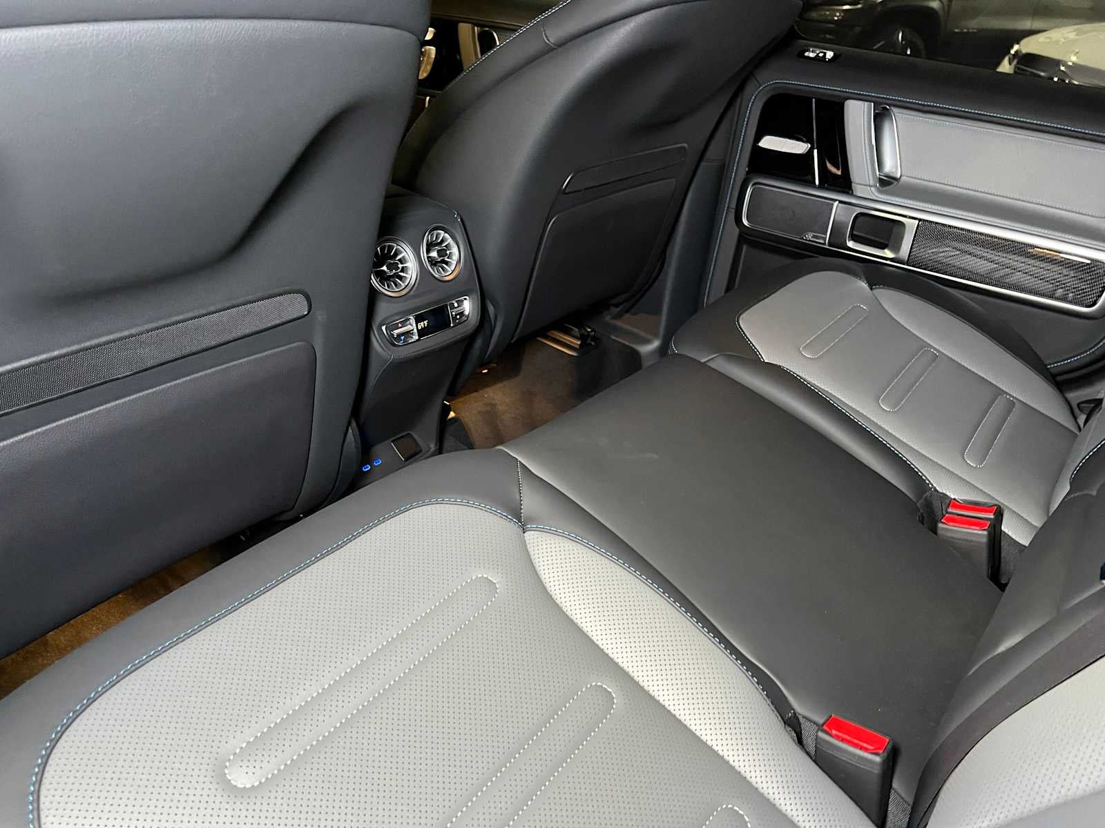 2025 Mercedes-Benz G-Class G 580e