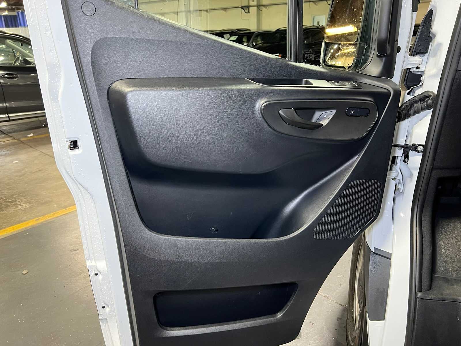 2025 Mercedes-Benz Sprinter 2500 Standard Roof I4 Diesel 144" RWD