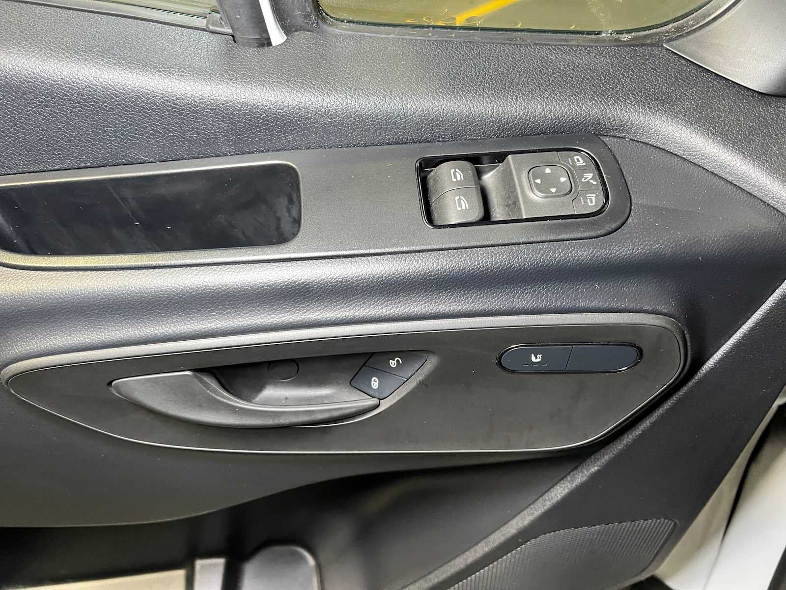 2025 Mercedes-Benz Sprinter 2500 Standard Roof I4 Diesel 144" RWD