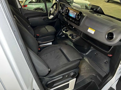 2025 Mercedes-Benz Sprinter 2500 Standard Roof I4 Diesel 144" RWD