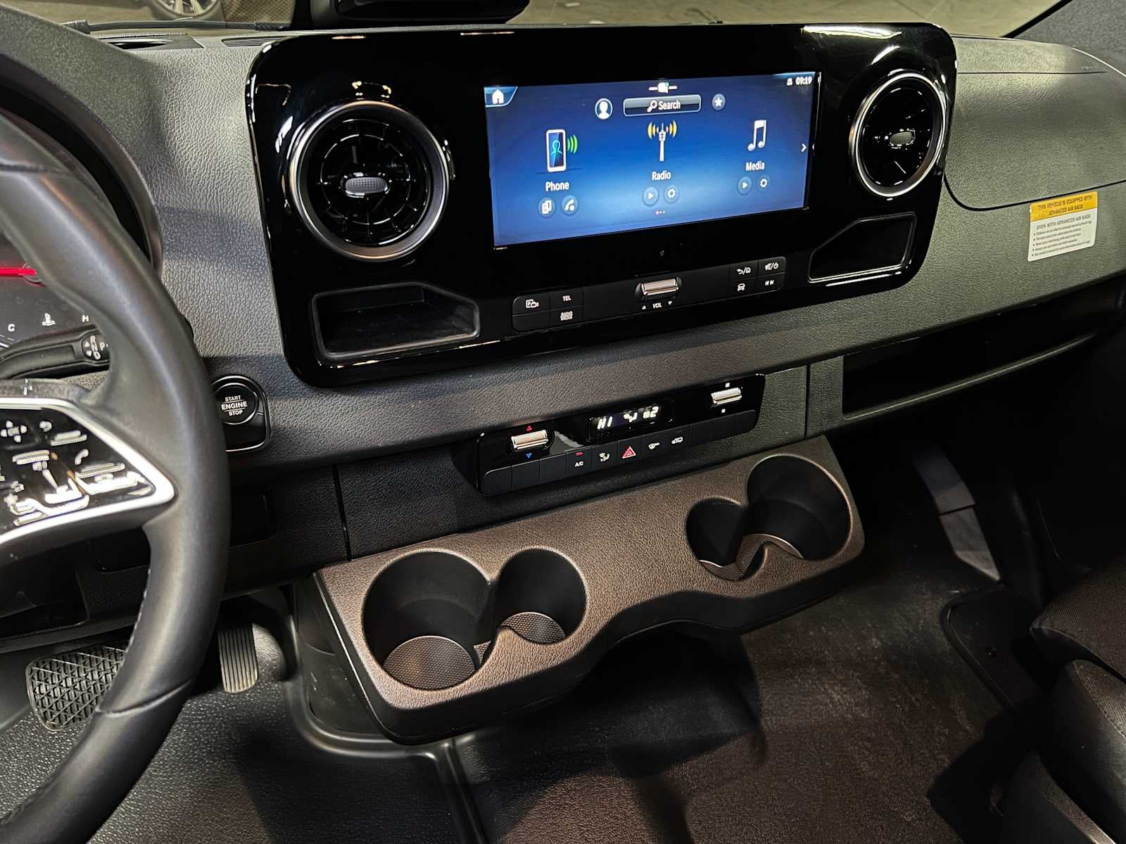 2025 Mercedes-Benz Sprinter 2500 Standard Roof I4 Diesel 144" RWD