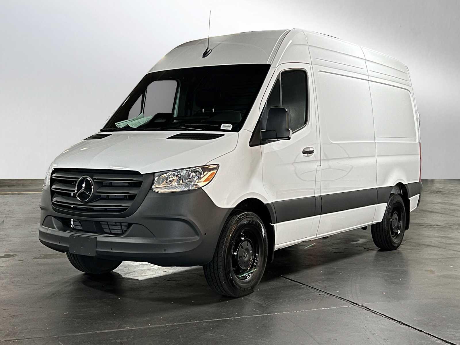 2025 Mercedes-Benz Sprinter 2500 Standard Roof I4 Diesel 144" RWD