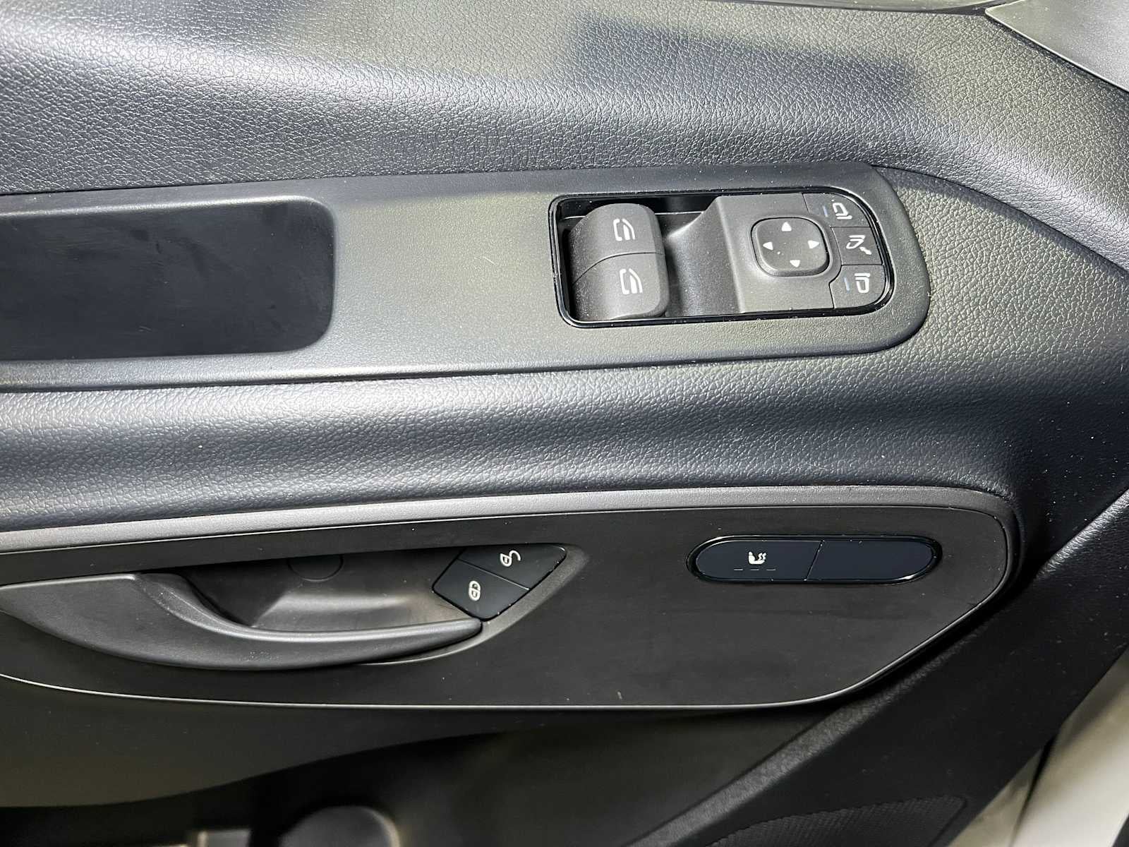 2025 Mercedes-Benz Sprinter 2500 Standard Roof I4 Diesel 144" RWD