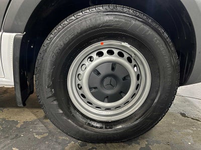 2025 Mercedes-Benz Sprinter 2500 Standard Roof I4 Diesel 144" RWD