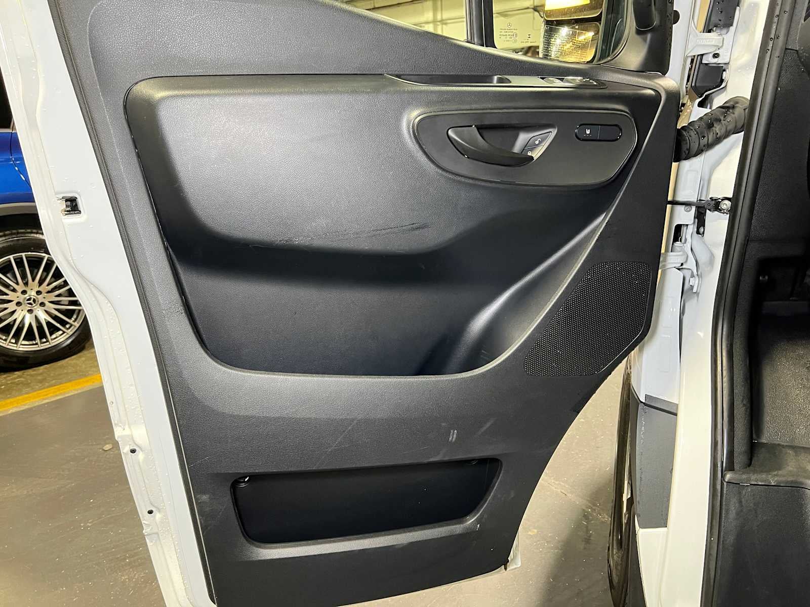 2025 Mercedes-Benz Sprinter 2500 Standard Roof I4 Diesel 144" RWD