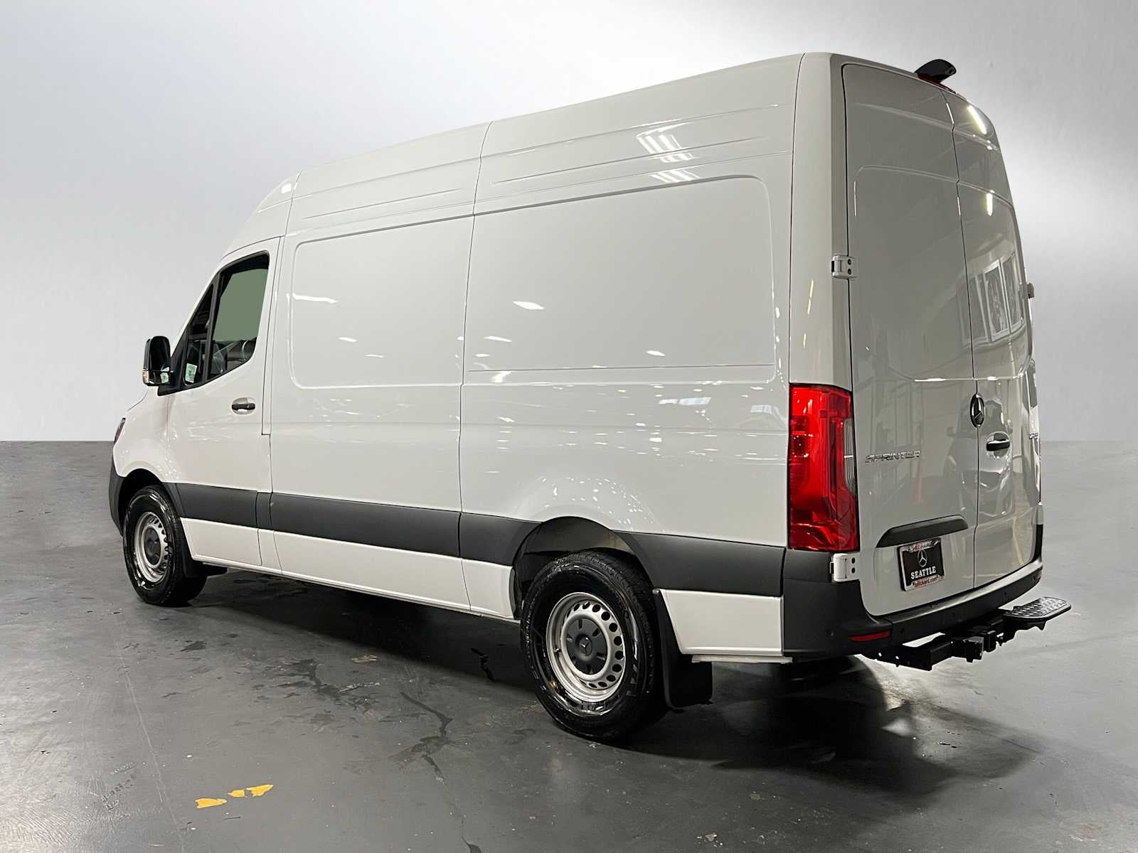 2025 Mercedes-Benz Sprinter 2500 Standard Roof I4 Diesel 144" RWD