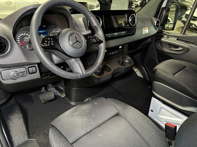 2025 Mercedes-Benz Sprinter 2500 Standard Roof I4 Diesel 144" RWD