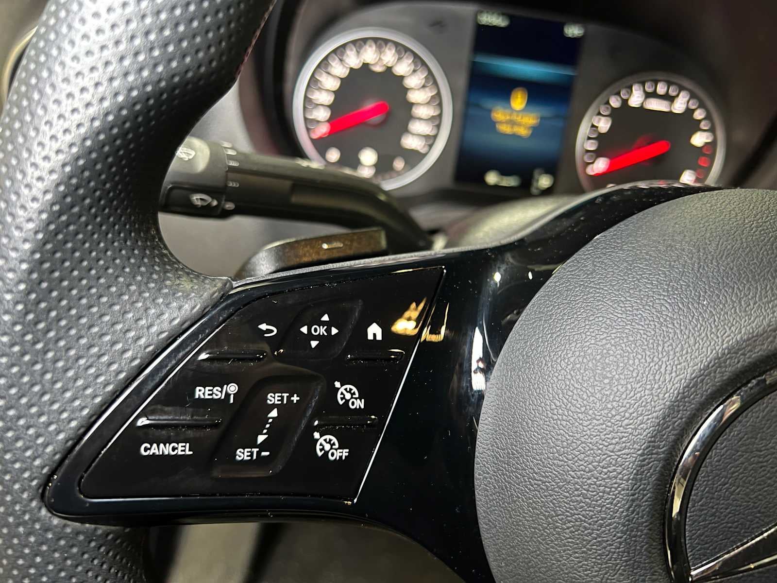 2025 Mercedes-Benz Sprinter 2500 Standard Roof I4 Diesel 144" RWD