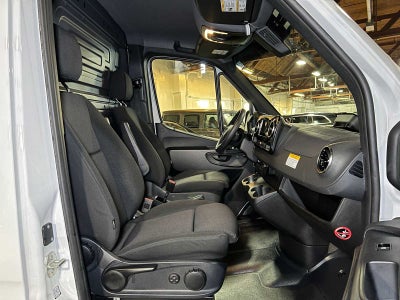 2025 Mercedes-Benz Sprinter 2500 Standard Roof I4 Diesel 144" RWD