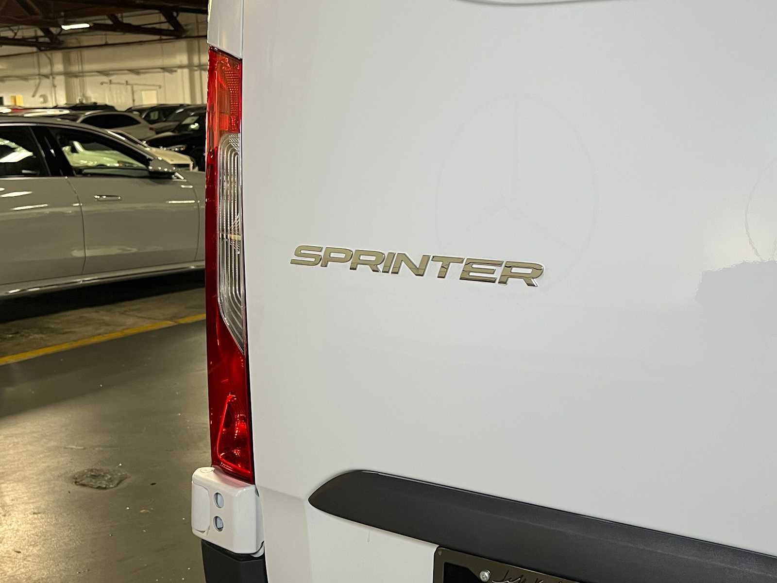 2025 Mercedes-Benz Sprinter 2500 Standard Roof I4 Diesel HO 144" RWD