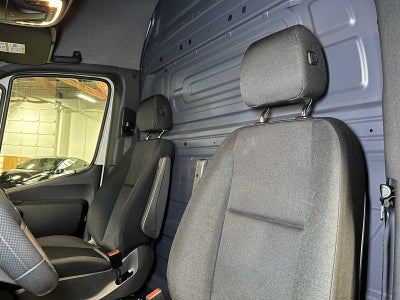 2025 Mercedes-Benz Sprinter 2500 Standard Roof I4 Diesel HO 144" RWD