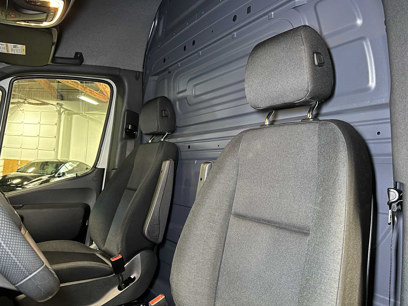 2025 Mercedes-Benz Sprinter 2500 Standard Roof I4 Diesel HO 144" RWD