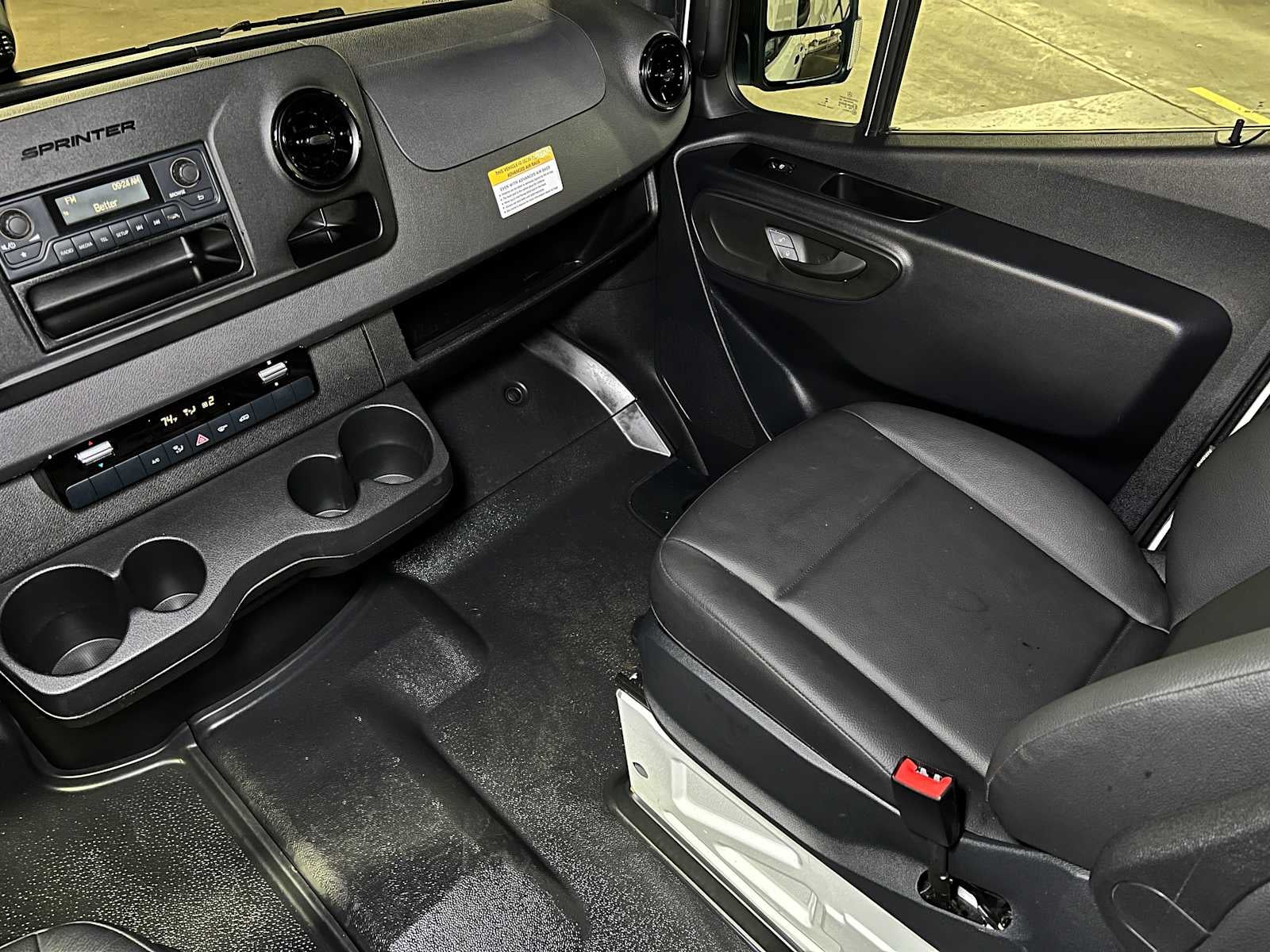 2025 Mercedes-Benz Sprinter 2500 Standard Roof I4 Diesel HO 144" RWD