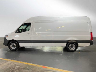 2025 Mercedes-Benz Sprinter 2500 High Roof I4 Diesel HO 170" RWD
