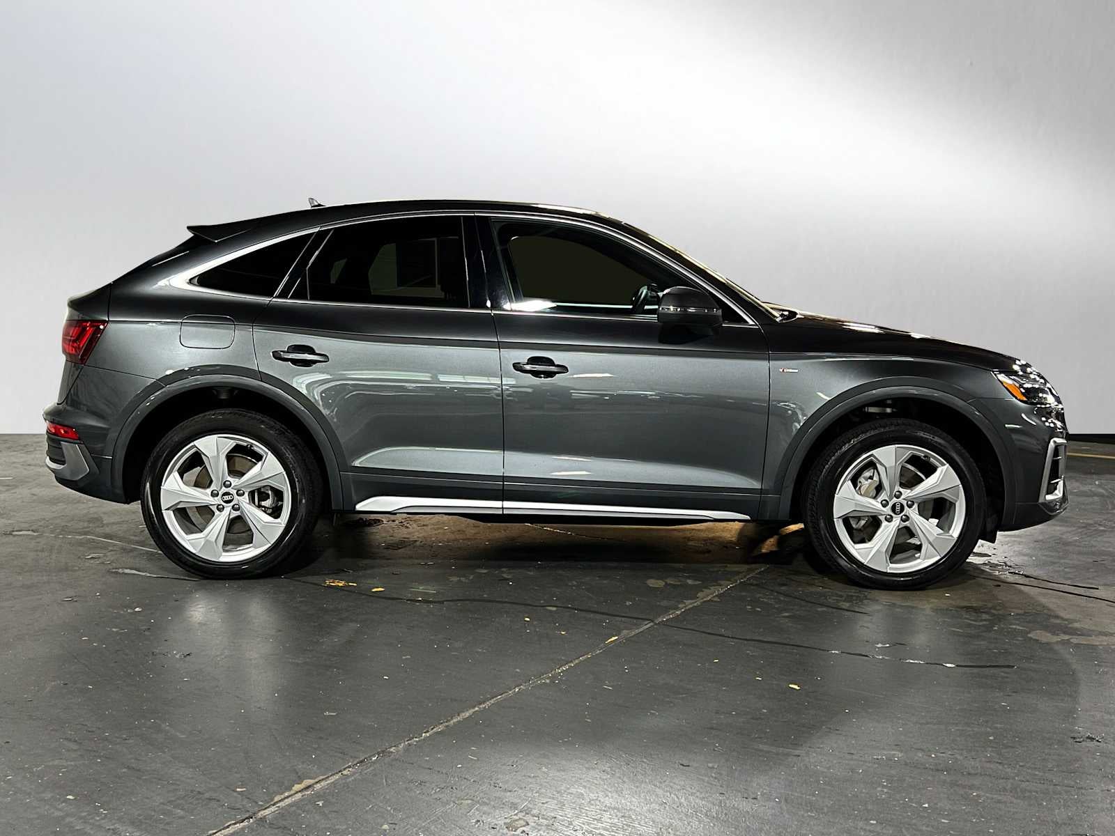 2021 Audi Q5 Sportback Premium Plus