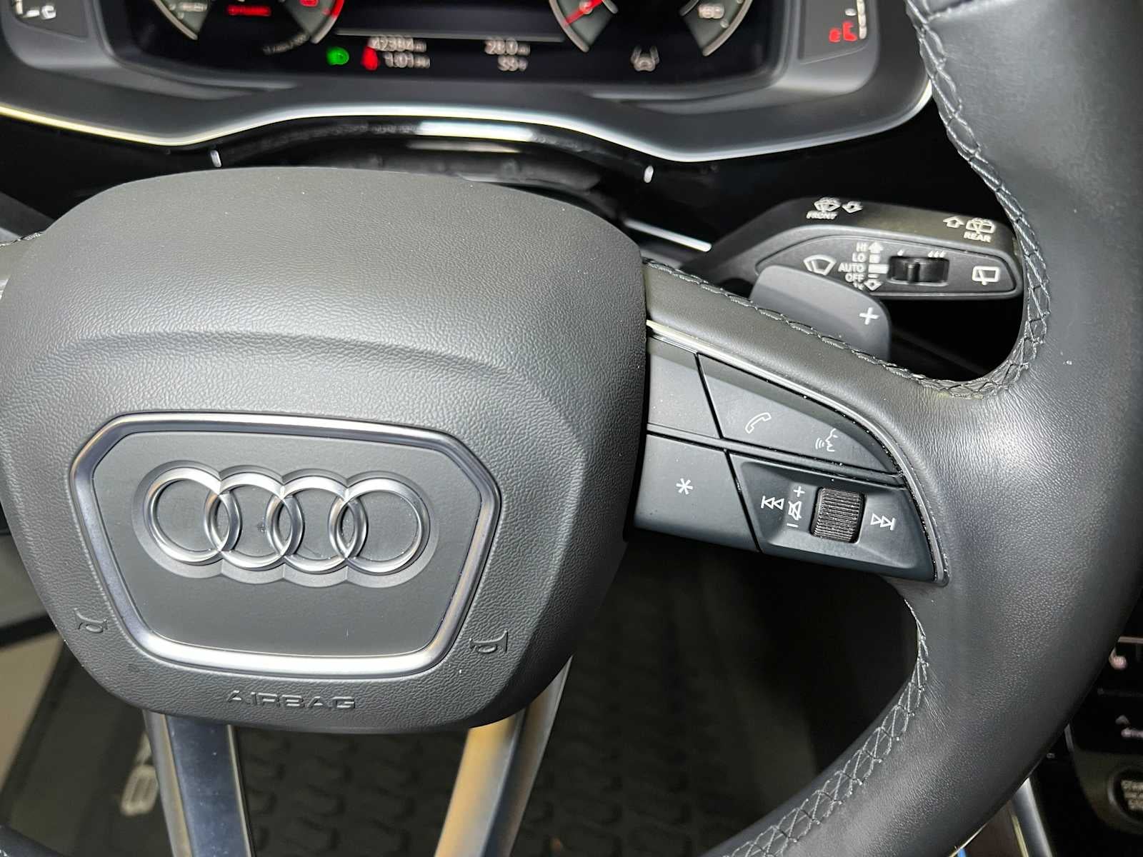 2022 Audi Q8 Prestige