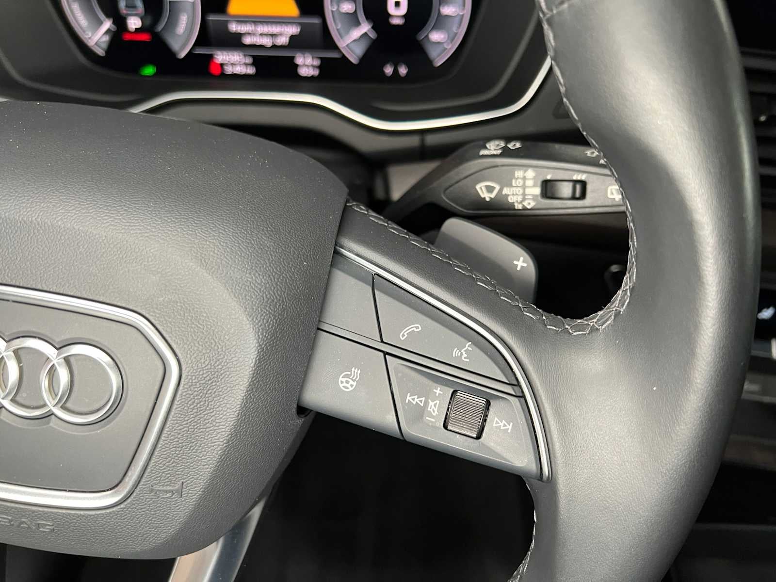 2023 Audi Q5 S line Premium Plus