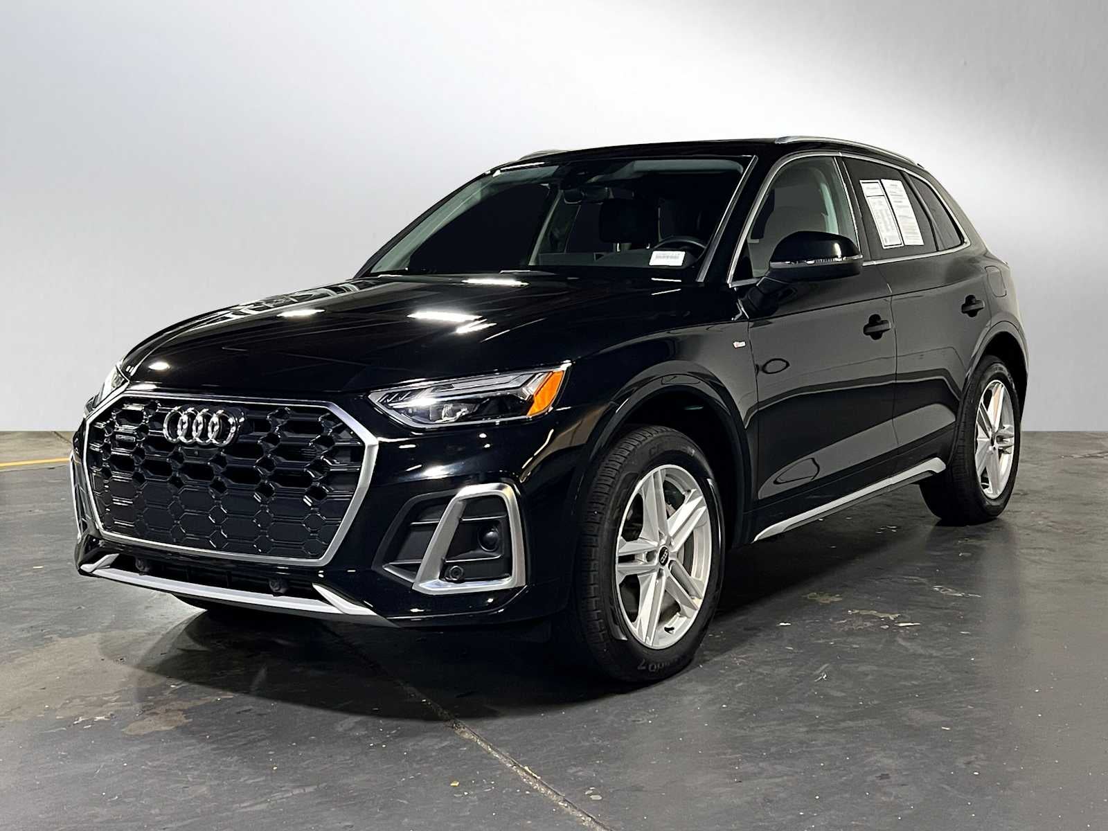 2023 Audi Q5 S line Premium Plus