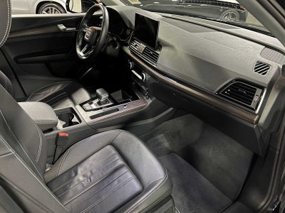 2023 Audi Q5 S line Premium
