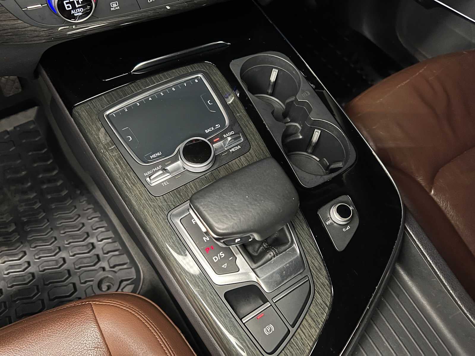 2017 Audi Q7 Premium Plus