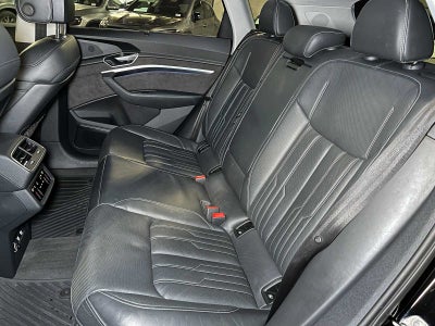 2019 Audi e-tron Prestige