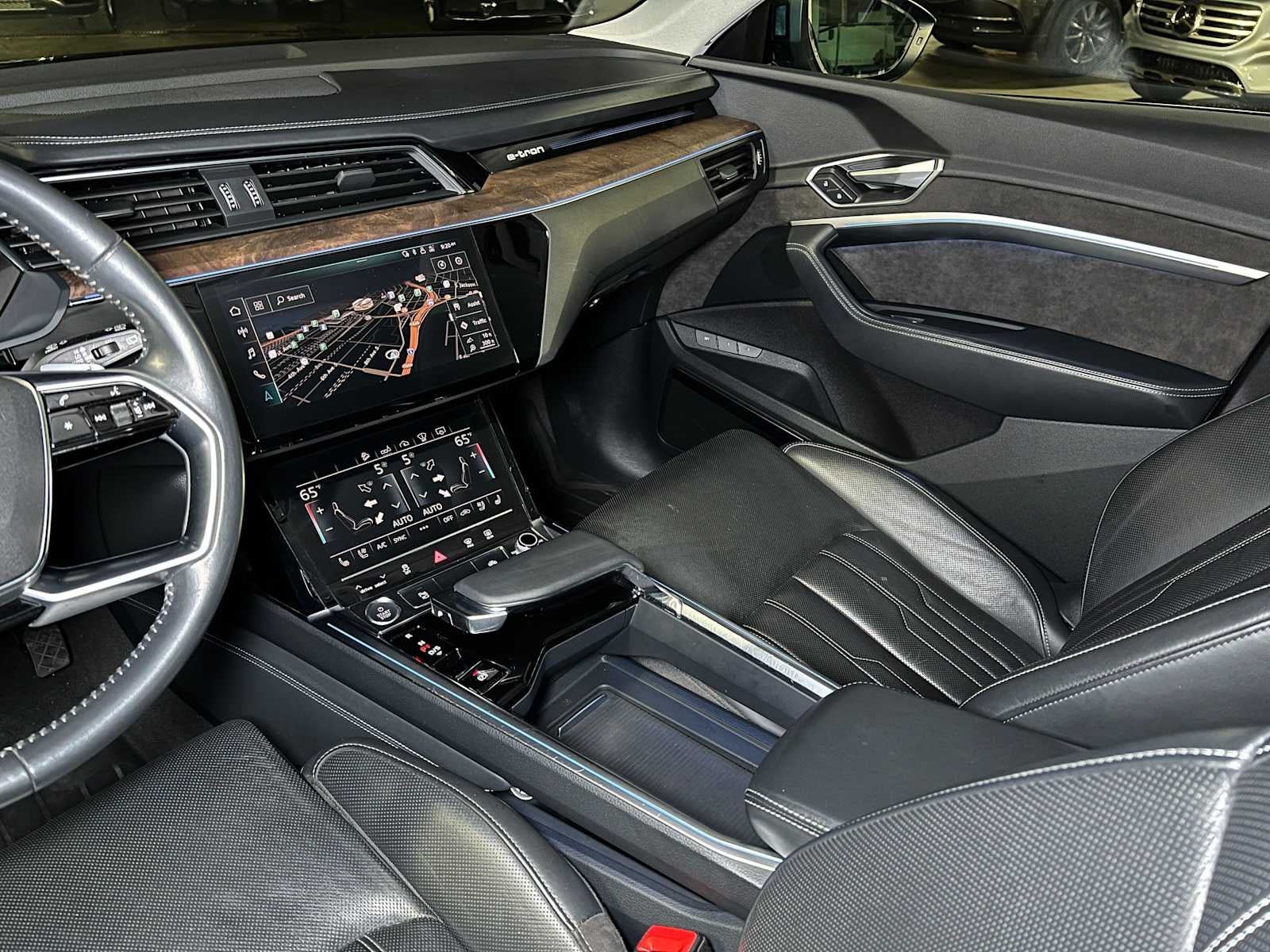 2019 Audi e-tron Prestige