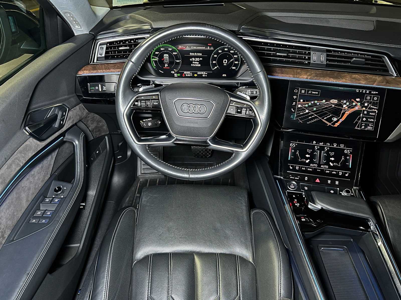 2019 Audi e-tron Prestige