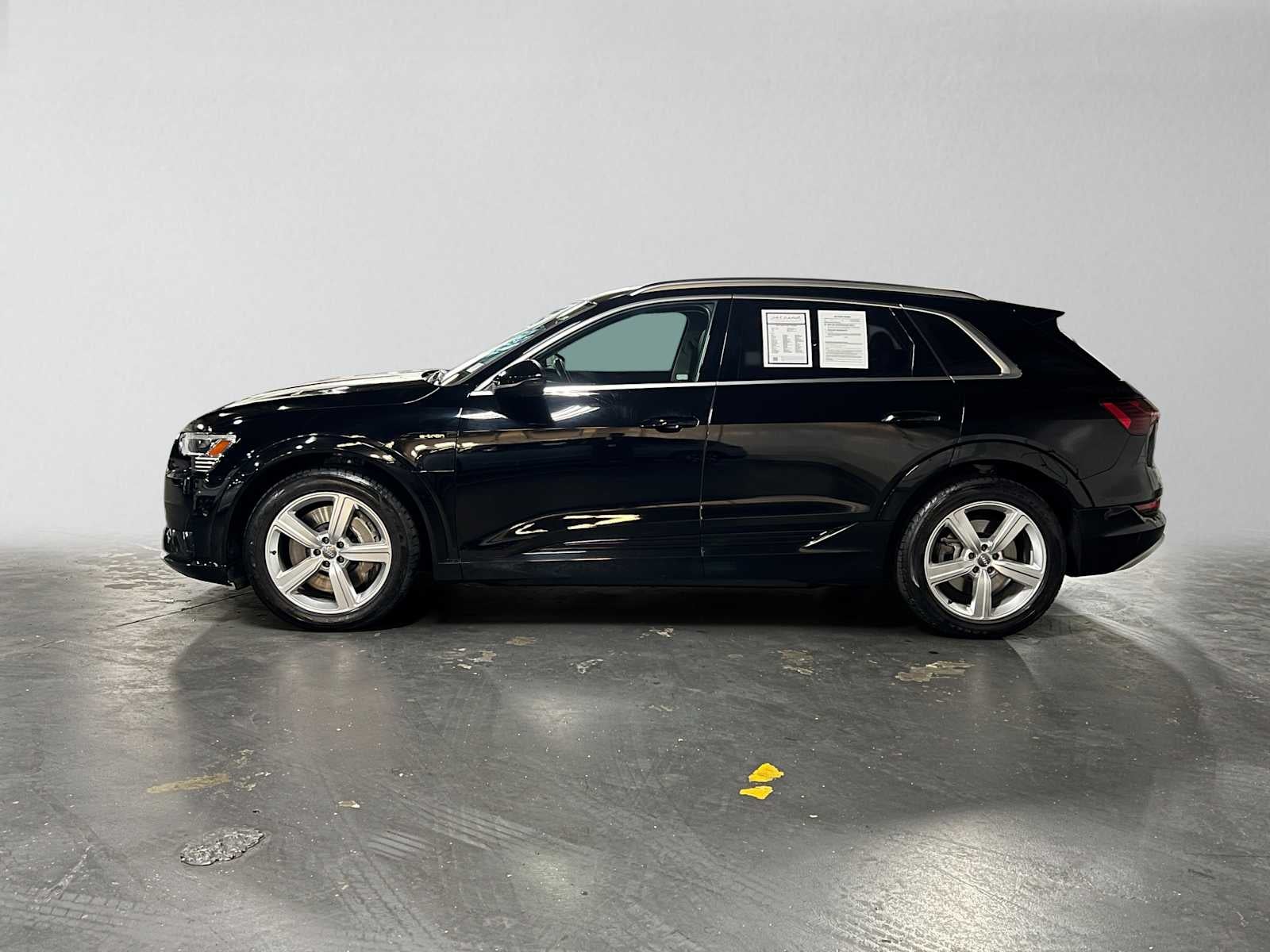 2019 Audi e-tron Prestige
