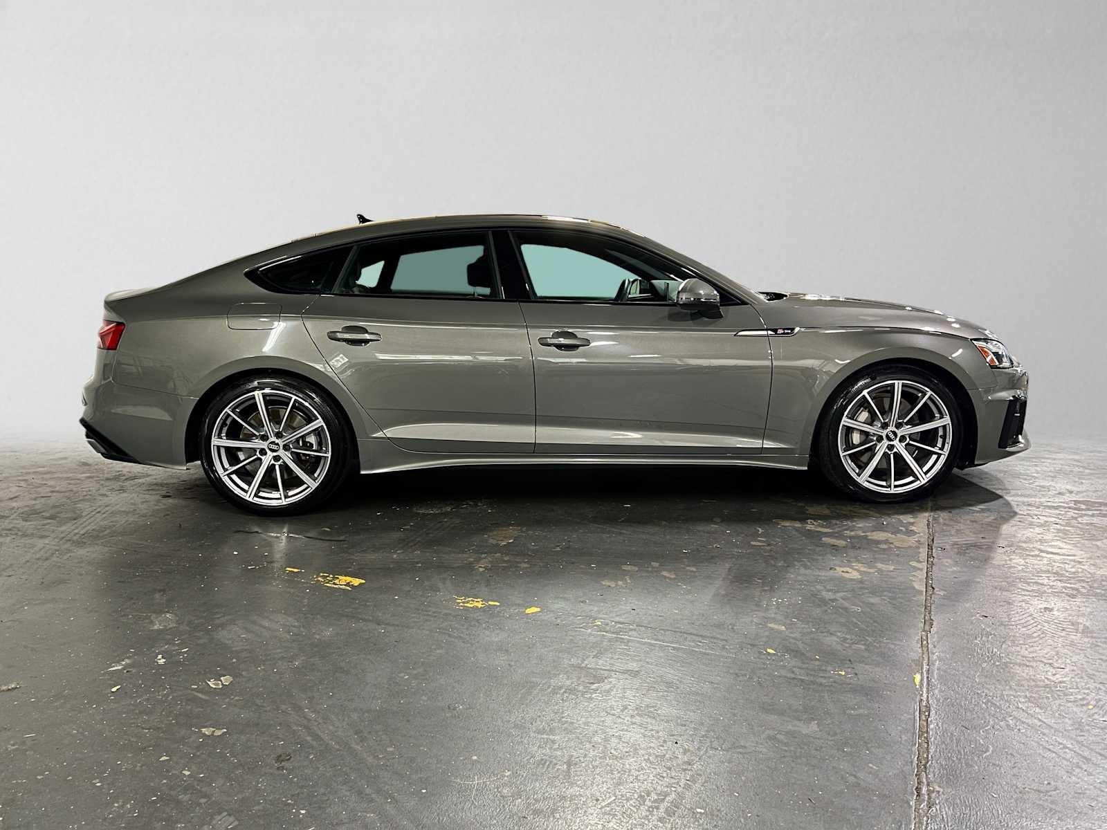 2025 Audi A5 Sportback S line Premium