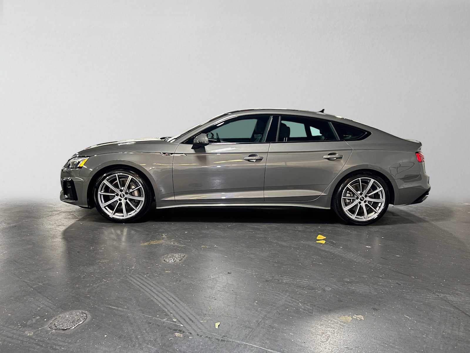 2025 Audi A5 Sportback S line Premium