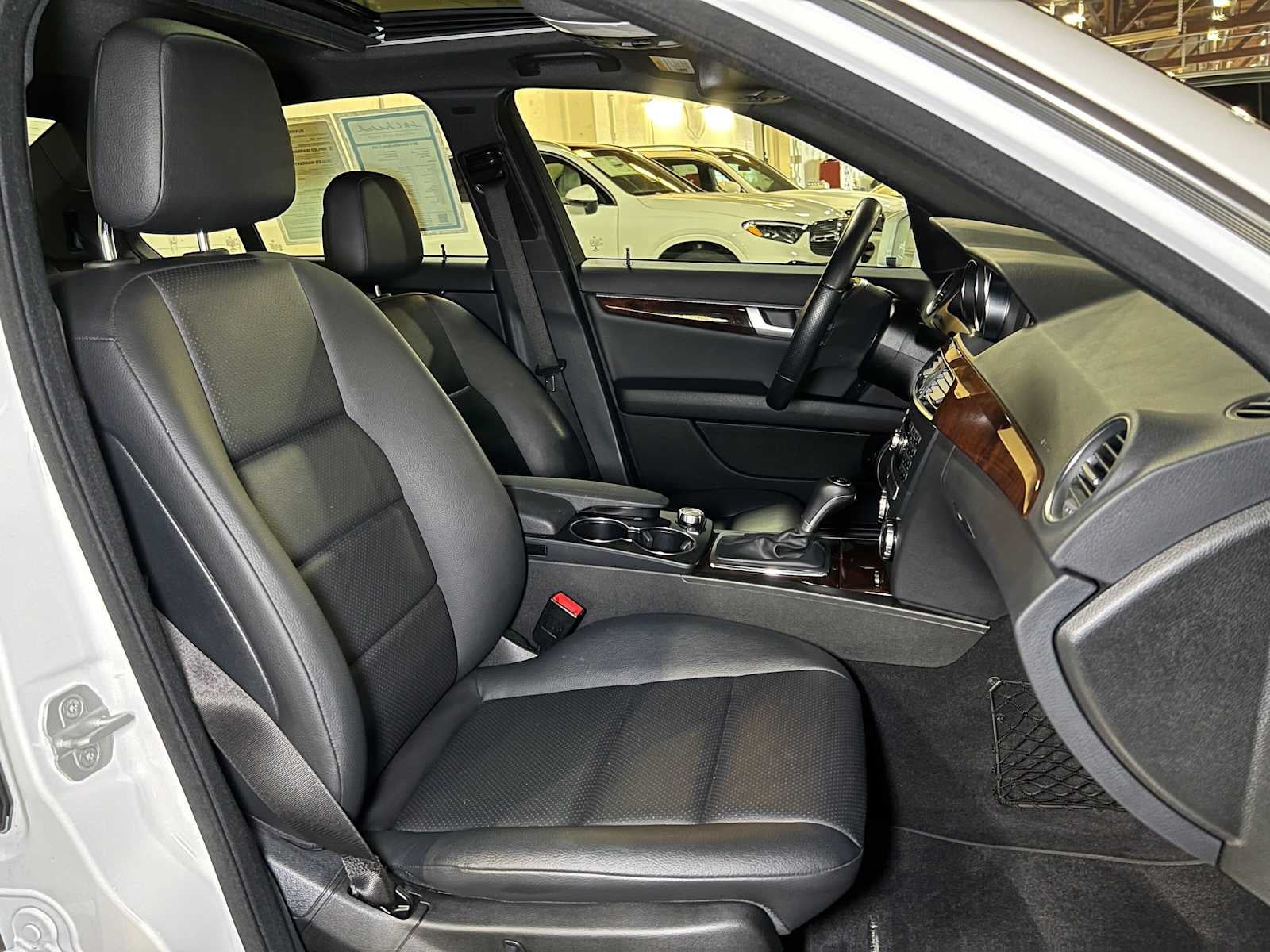 2014 Mercedes-Benz C 250 4dr Sdn RWD