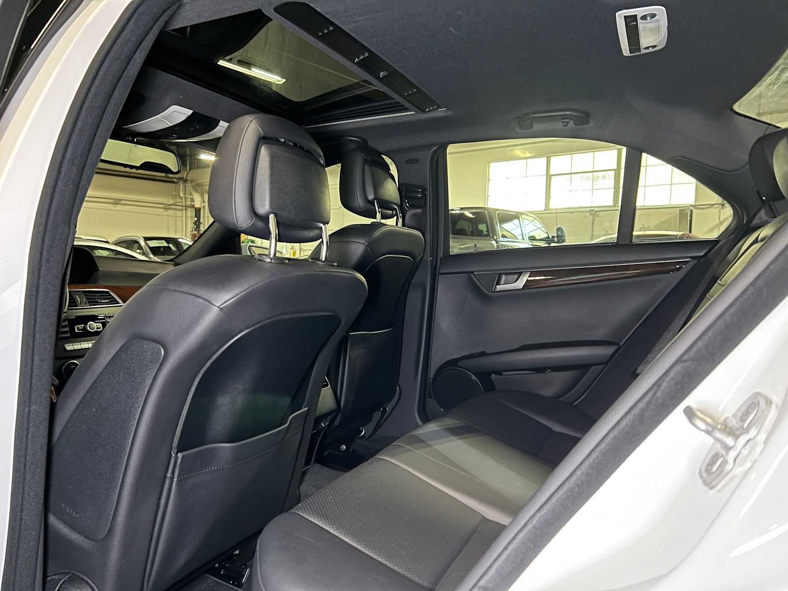 2014 Mercedes-Benz C 250 4dr Sdn RWD