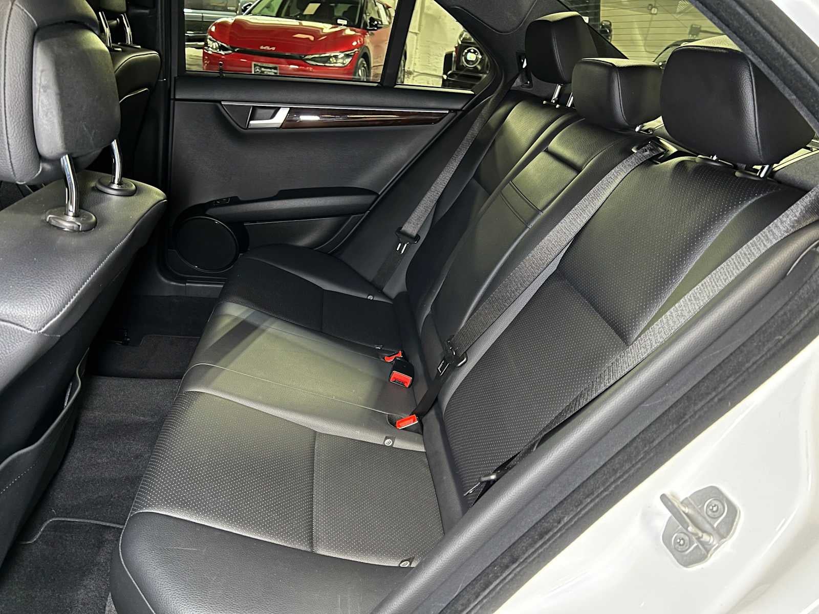 2014 Mercedes-Benz C 250 4dr Sdn RWD