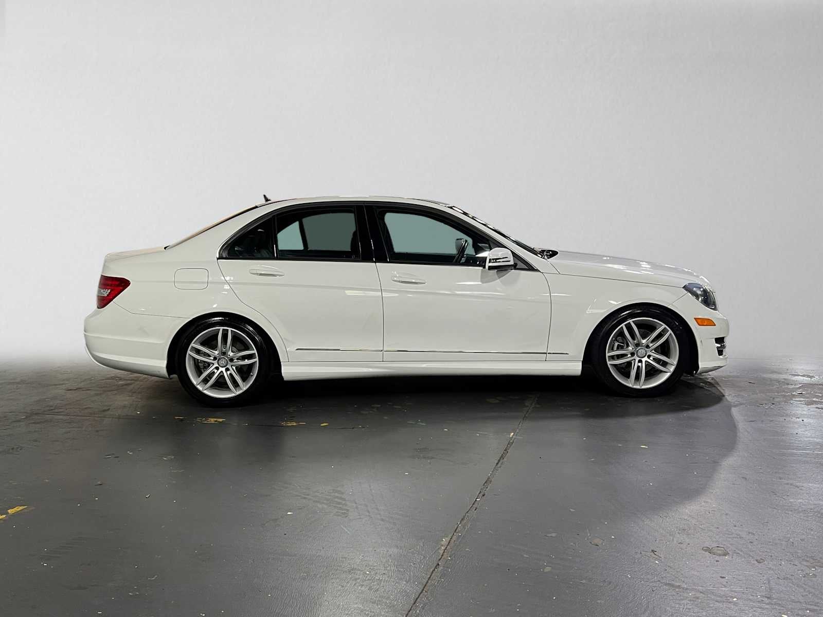 2014 Mercedes-Benz C 250 4dr Sdn RWD