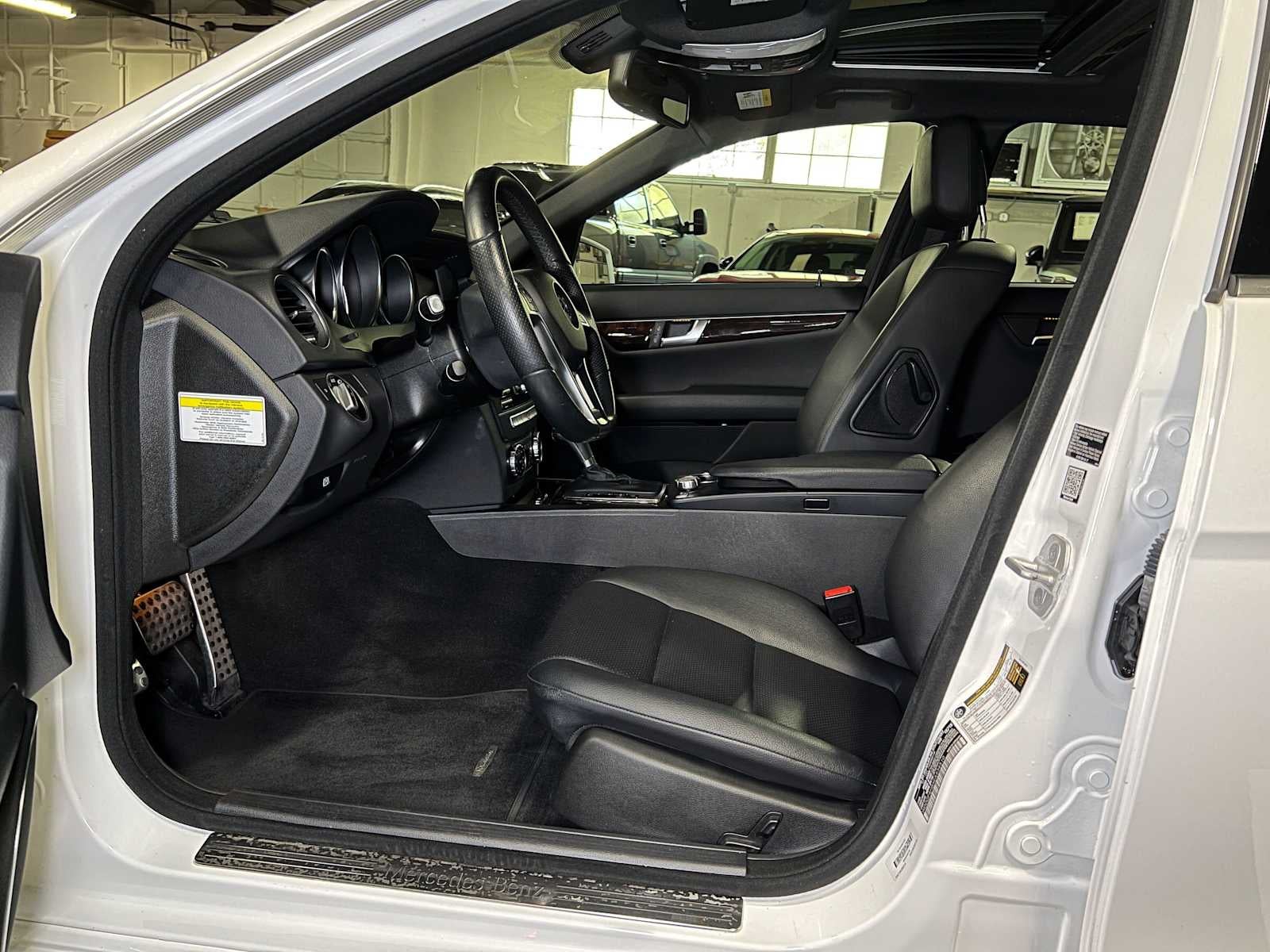 2014 Mercedes-Benz C 250 4dr Sdn RWD