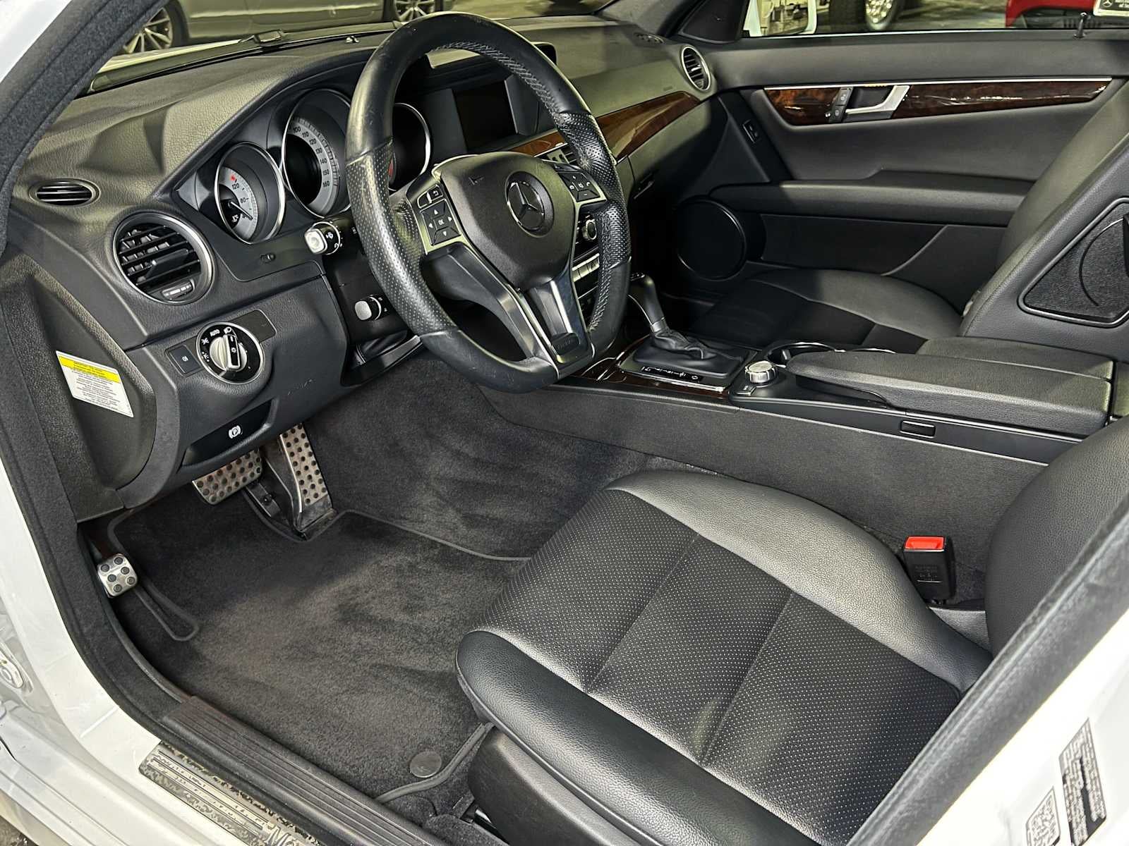 2014 Mercedes-Benz C 250 4dr Sdn RWD
