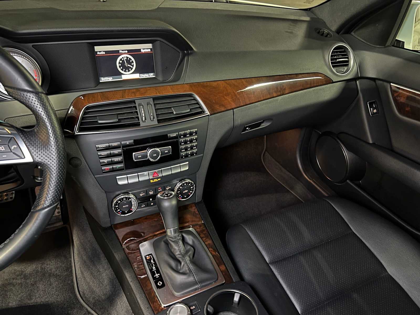 2014 Mercedes-Benz C 250 4dr Sdn RWD