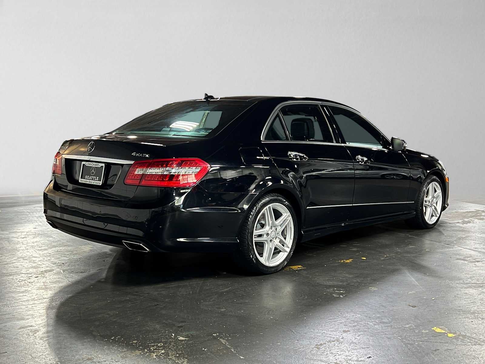 2013 Mercedes-Benz E 550 4dr Sdn 4MATIC®