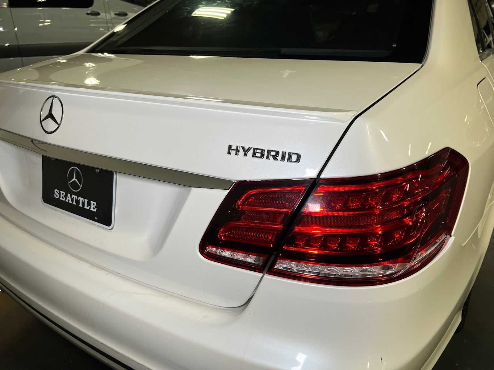 2014 Mercedes-Benz E 400 4dr Sdn Hybrid RWD