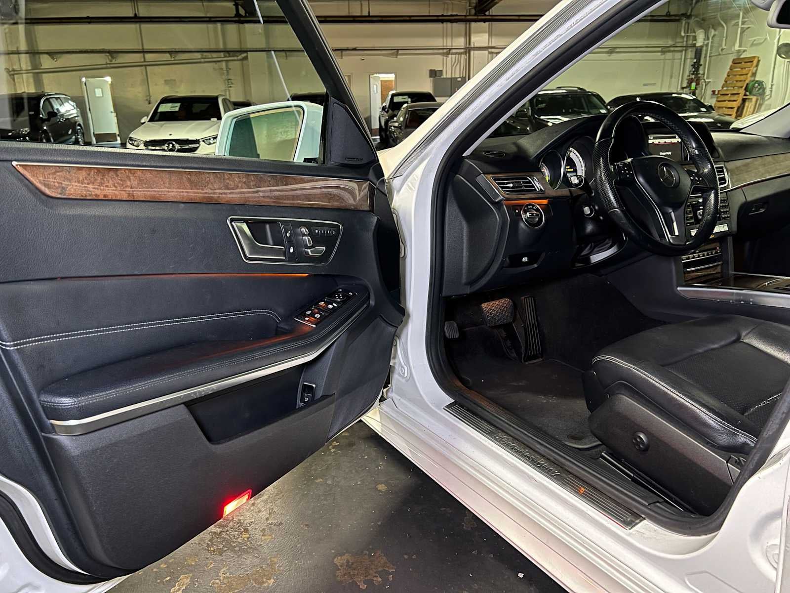2014 Mercedes-Benz E 400 4dr Sdn Hybrid RWD