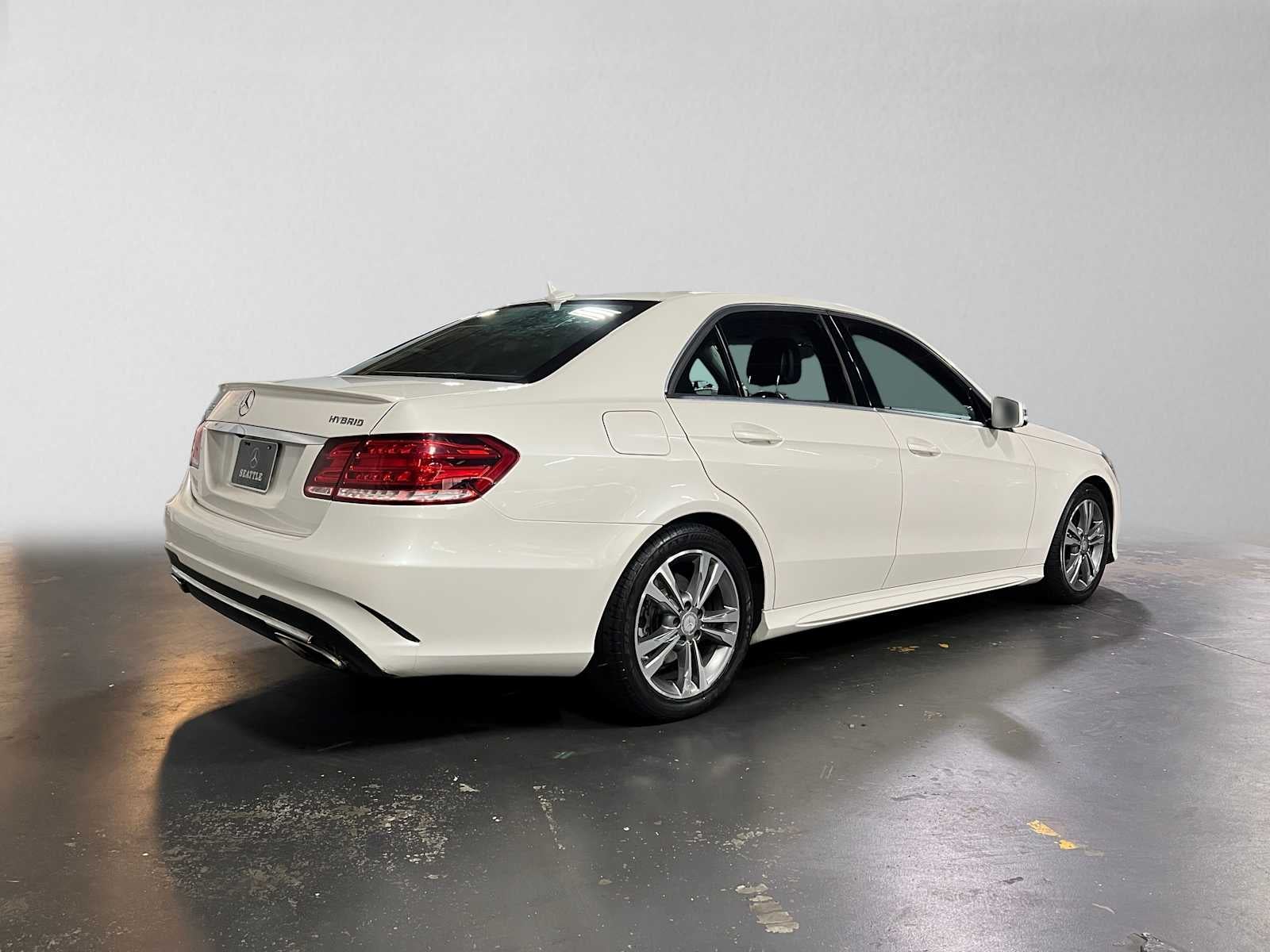 2014 Mercedes-Benz E 400 4dr Sdn Hybrid RWD
