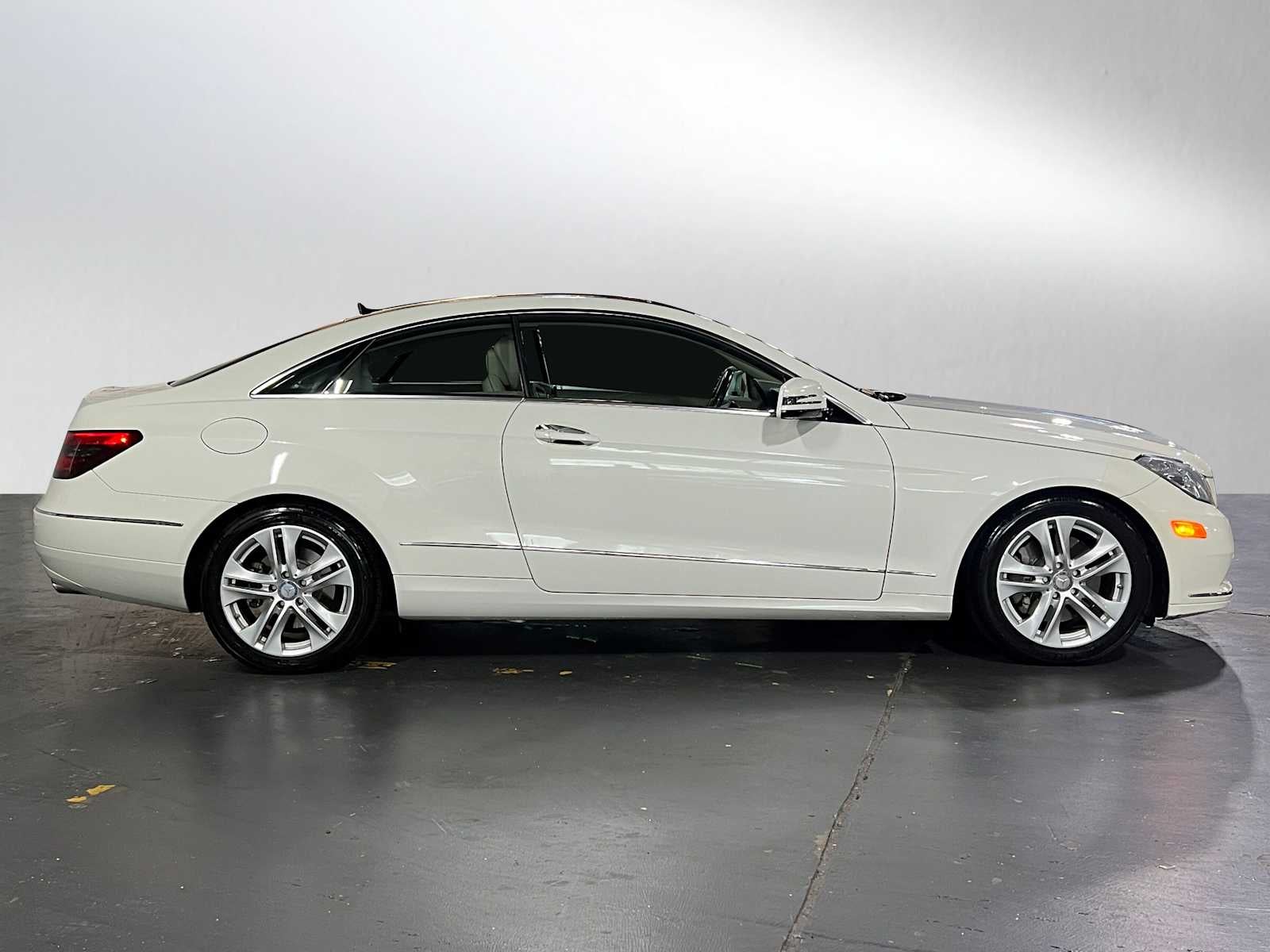 2011 Mercedes-Benz E 350 2dr Cpe RWD