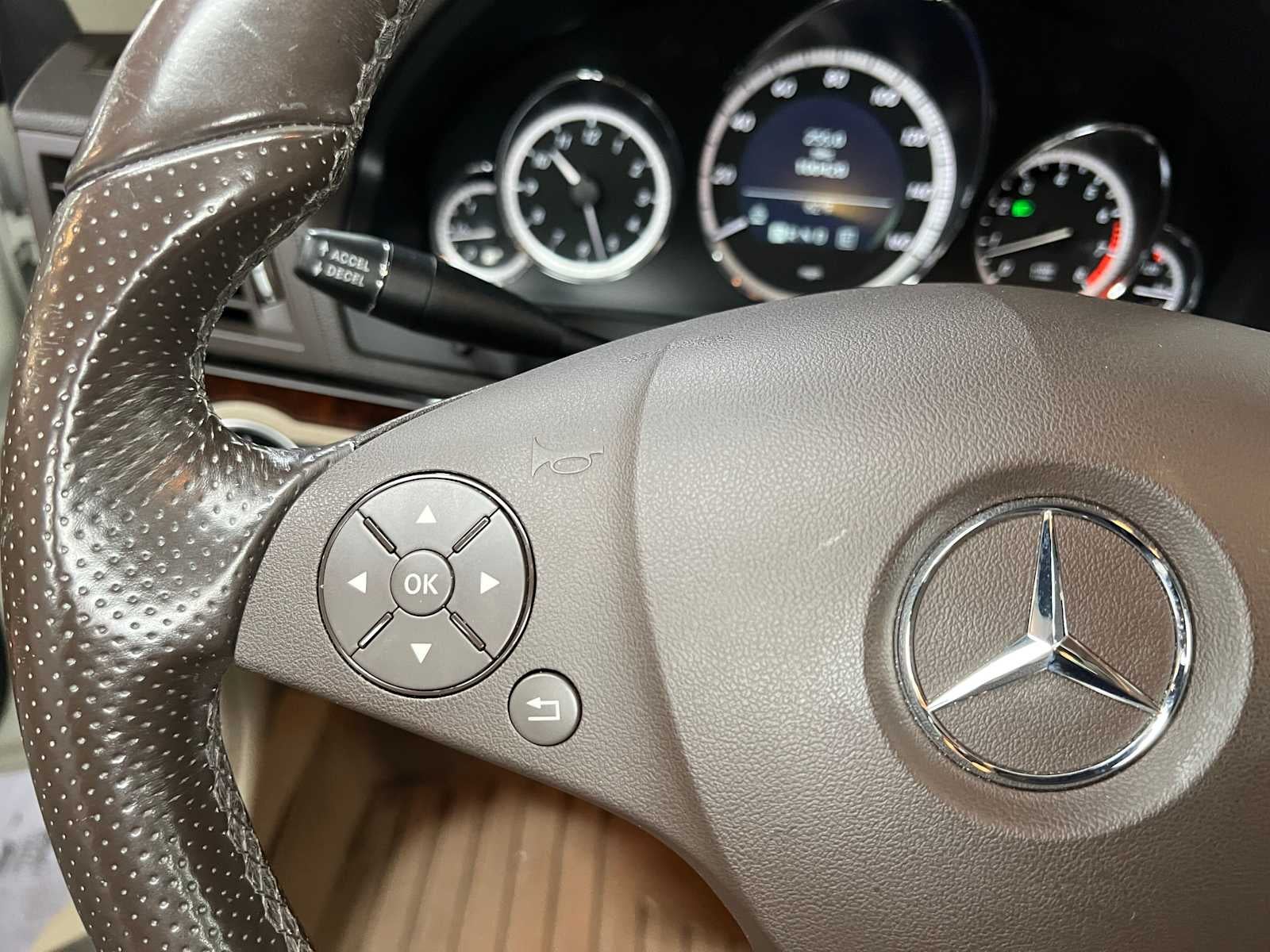 2011 Mercedes-Benz E 350 2dr Cpe RWD