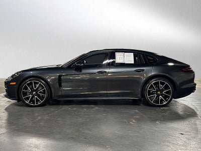 2018 Porsche Panamera 4S